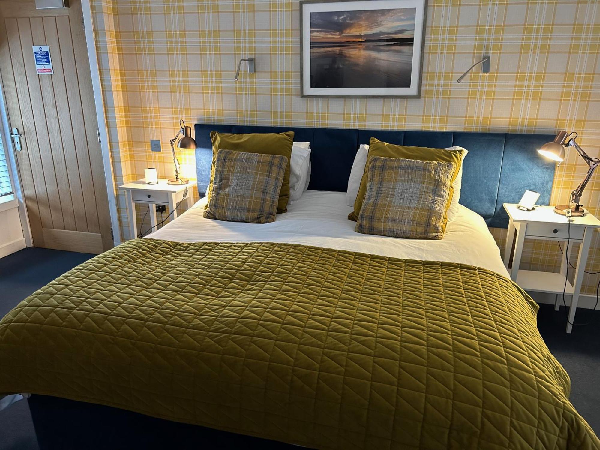 Lochindaal Hotel Port Charlotte Zewnętrze zdjęcie